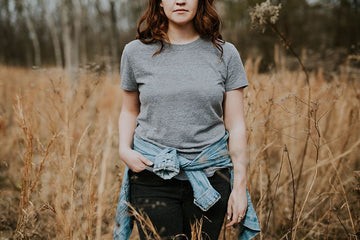 How to Wrap a Jean Jacket around the Waist: Stylish Tips