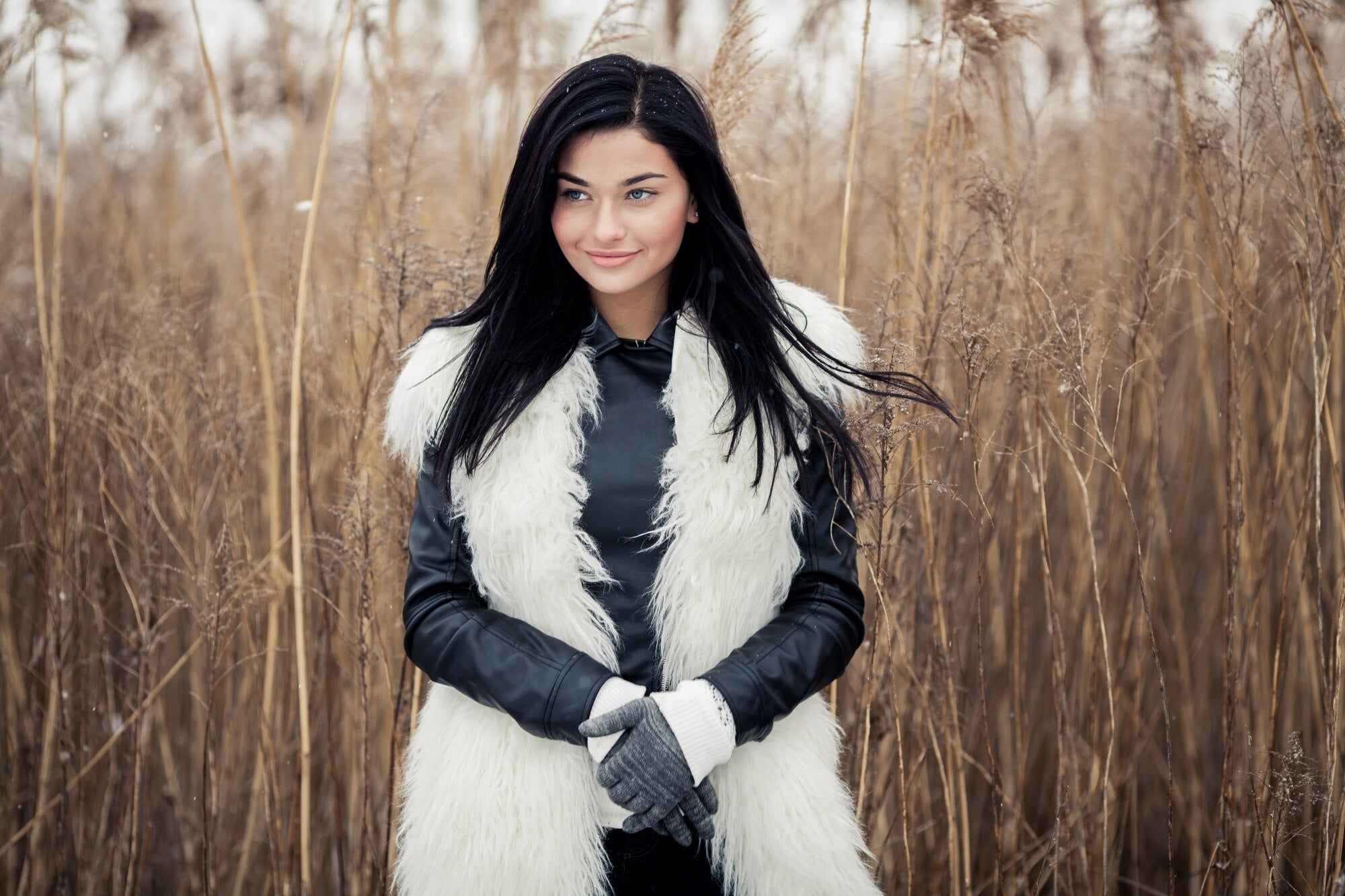 How to Wear a Fur Vest: Chic Styling Tips for Every Season